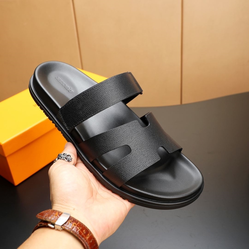 H**mes slippers